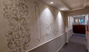 Decoro interno corridoio – Hotel Condotti