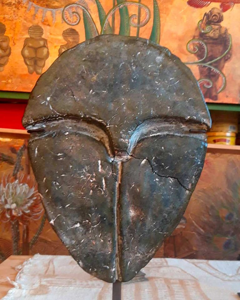Scultura - maschera in vetro