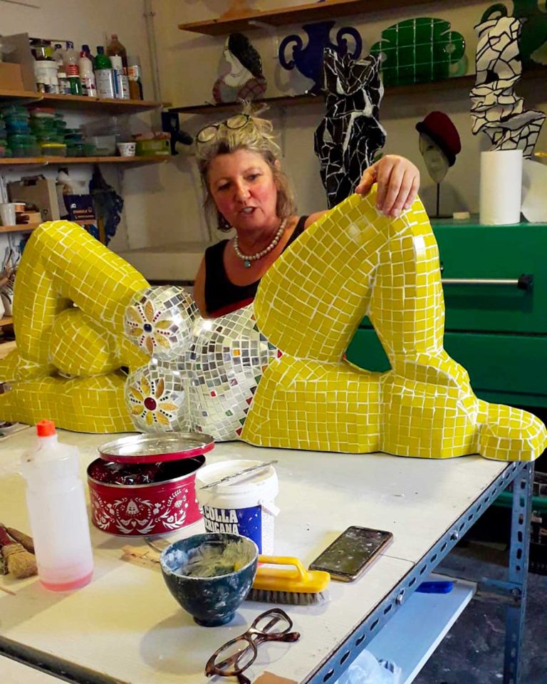 Scultura - Donna Mosaico vetro